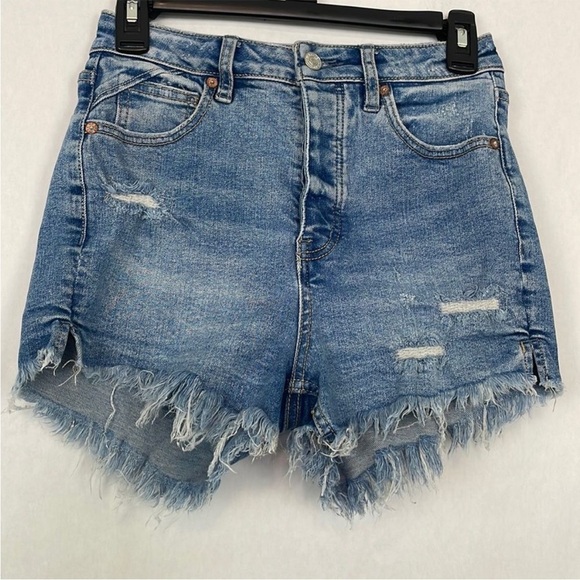 Free People We The Free Curvy Vintage Hi Rise Button fly Jean Shorts. Size 25. - Picture 5 of 13